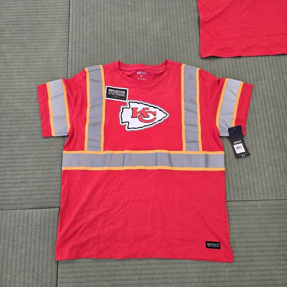 Lot Of 2 NWT Men's KC Chiefs Reflective T-shirt Red Large Buffalo Outdoors Heavy - Picture 6 of 6